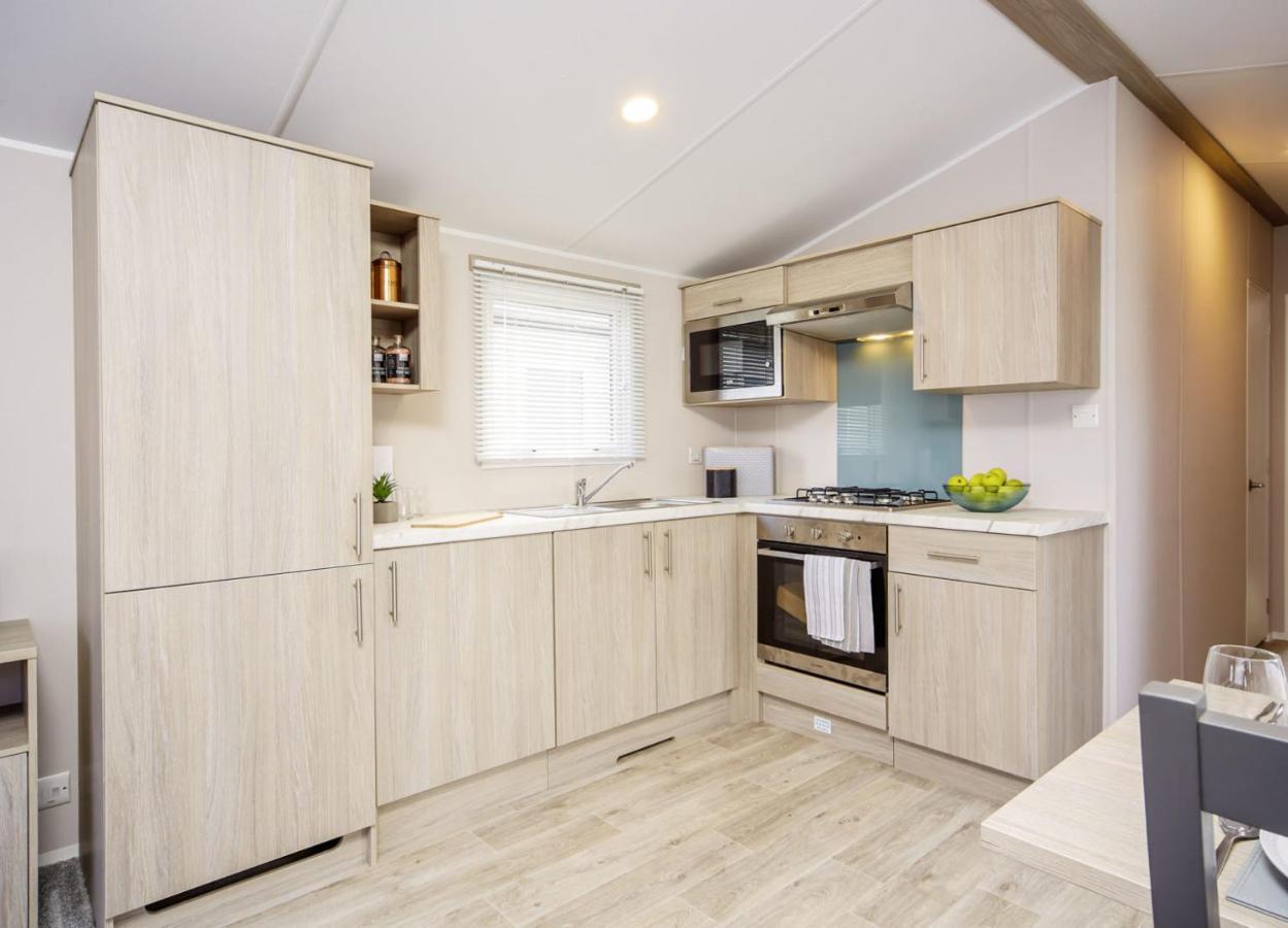 Llanrhidian Holiday Park Llanmorlais Екстер'єр фото
