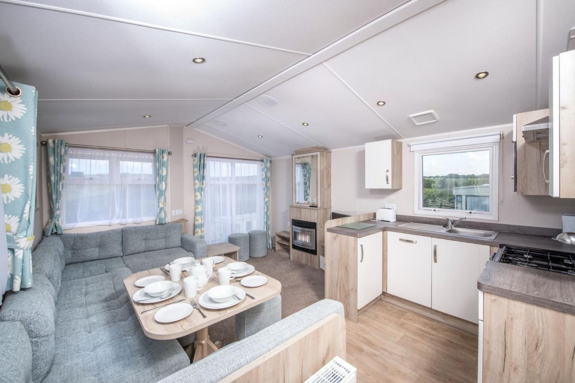 Llanrhidian Holiday Park Llanmorlais Екстер'єр фото