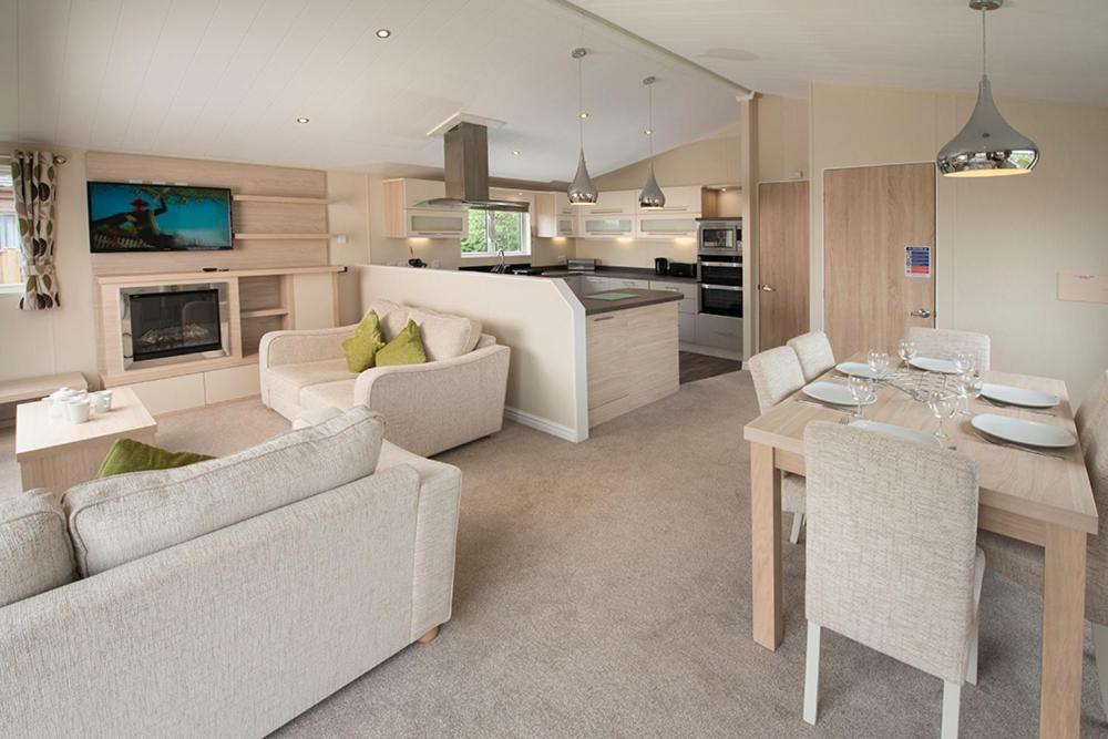 Llanrhidian Holiday Park Llanmorlais Екстер'єр фото