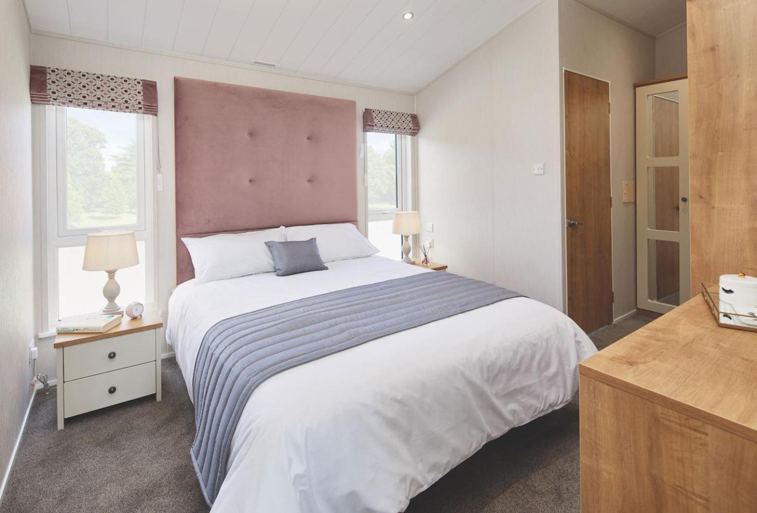 Llanrhidian Holiday Park Llanmorlais Екстер'єр фото